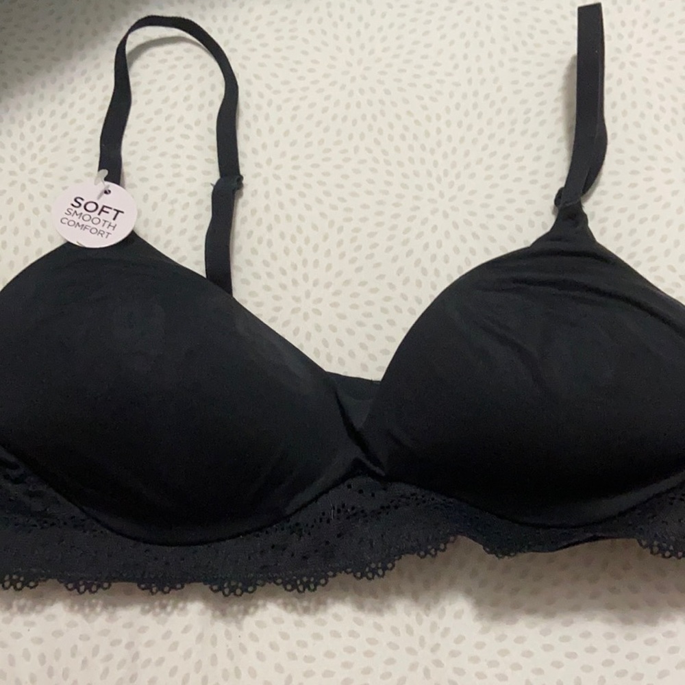 Cuddl duds wireless black bra. XL
